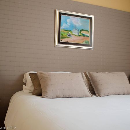 Hotel Logis Kermoor & Spa Plogoff Esterno foto