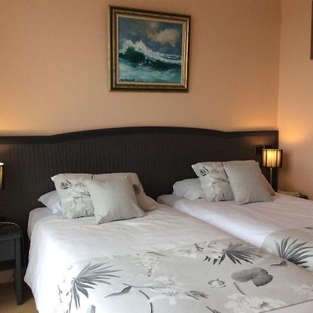 Hotel Logis Kermoor & Spa Plogoff Esterno foto